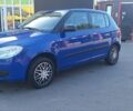 Синий Шкода Фабия, объемом двигателя 1.2 л и пробегом 230 тыс. км за 3850 $, фото 2 на Automoto.ua