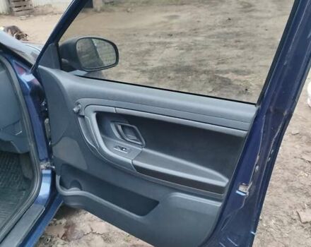 Синий Шкода Фабия, объемом двигателя 1.2 л и пробегом 138 тыс. км за 5200 $, фото 7 на Automoto.ua