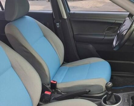 Синий Шкода Фабия, объемом двигателя 1.2 л и пробегом 199 тыс. км за 4800 $, фото 16 на Automoto.ua