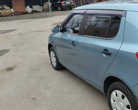 Синий Шкода Фабия, объемом двигателя 1.2 л и пробегом 199 тыс. км за 4800 $, фото 3 на Automoto.ua