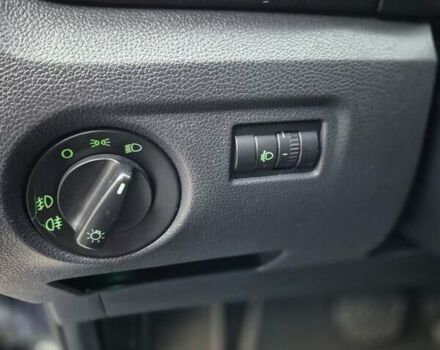 Синий Шкода Фабия, объемом двигателя 1.6 л и пробегом 144 тыс. км за 6999 $, фото 18 на Automoto.ua