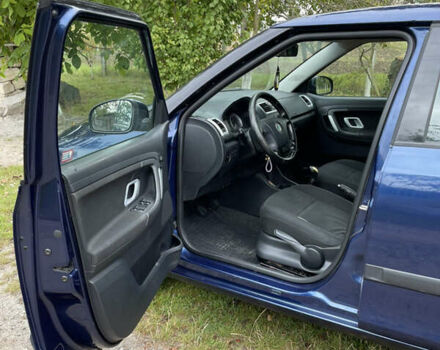 Синий Шкода Фабия, объемом двигателя 1.2 л и пробегом 188 тыс. км за 4200 $, фото 14 на Automoto.ua