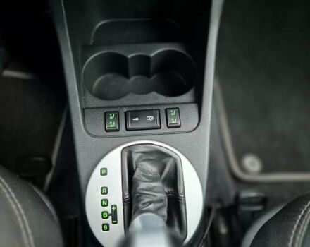 Синий Шкода Фабия, объемом двигателя 1.6 л и пробегом 144 тыс. км за 6999 $, фото 13 на Automoto.ua