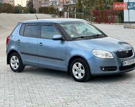 Синій Шкода Фабія, об'ємом двигуна 1.39 л та пробігом 175 тис. км за 3900 $, фото 5 на Automoto.ua