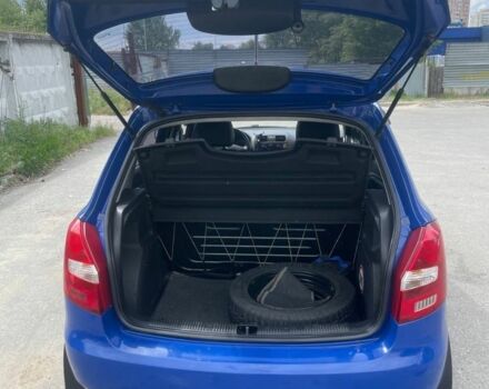 Синий Шкода Фабия, объемом двигателя 1.4 л и пробегом 280 тыс. км за 4600 $, фото 3 на Automoto.ua