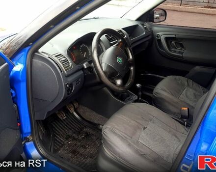 Синій Шкода Фабія, об'ємом двигуна 1.4 л та пробігом 0 тис. км за 3900 $, фото 3 на Automoto.ua