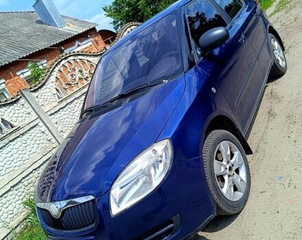 Синий Шкода Фабия, объемом двигателя 1.2 л и пробегом 136 тыс. км за 3900 $, фото 3 на Automoto.ua