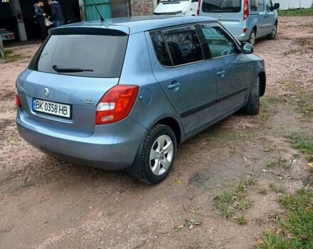 Синий Шкода Фабия, объемом двигателя 1.39 л и пробегом 176 тыс. км за 4200 $, фото 17 на Automoto.ua