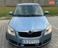 Синий Шкода Фабия, объемом двигателя 1.39 л и пробегом 270 тыс. км за 3600 $, фото 1 на Automoto.ua