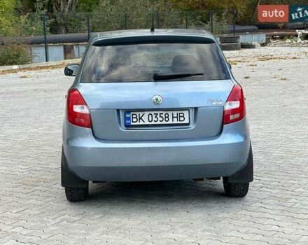Синій Шкода Фабія, об'ємом двигуна 1.39 л та пробігом 175 тис. км за 3900 $, фото 8 на Automoto.ua