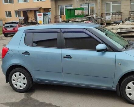 Синий Шкода Фабия, объемом двигателя 1.2 л и пробегом 199 тыс. км за 4800 $, фото 6 на Automoto.ua
