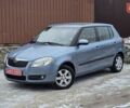 Синий Шкода Фабия, объемом двигателя 1.6 л и пробегом 121 тыс. км за 7999 $, фото 1 на Automoto.ua