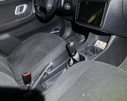 Синий Шкода Фабия, объемом двигателя 1.2 л и пробегом 188 тыс. км за 4200 $, фото 17 на Automoto.ua