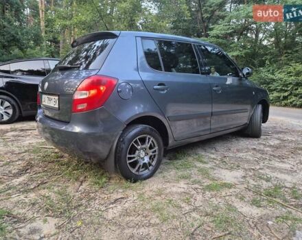 Синий Шкода Фабия, объемом двигателя 1.39 л и пробегом 225 тыс. км за 4700 $, фото 7 на Automoto.ua