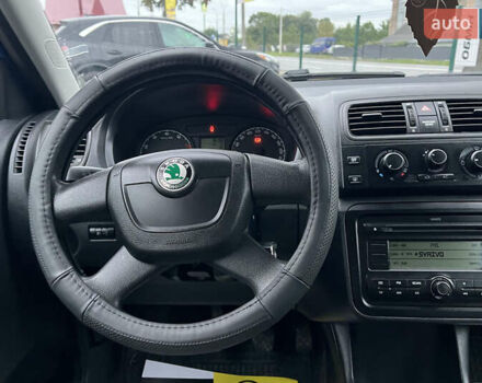 Синий Шкода Фабия, объемом двигателя 1.2 л и пробегом 189 тыс. км за 5300 $, фото 15 на Automoto.ua