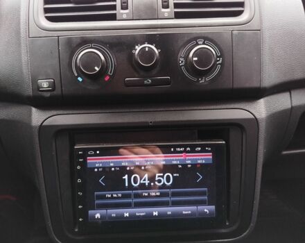 Синій Шкода Фабія, об'ємом двигуна 1.2 л та пробігом 274 тис. км за 3500 $, фото 17 на Automoto.ua