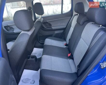 Синий Шкода Фабия, объемом двигателя 1.4 л и пробегом 195 тыс. км за 6900 $, фото 23 на Automoto.ua