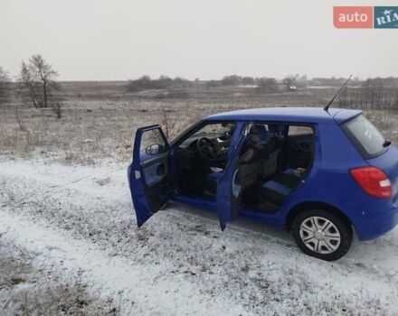 Синий Шкода Фабия, объемом двигателя 1.2 л и пробегом 220 тыс. км за 4500 $, фото 6 на Automoto.ua