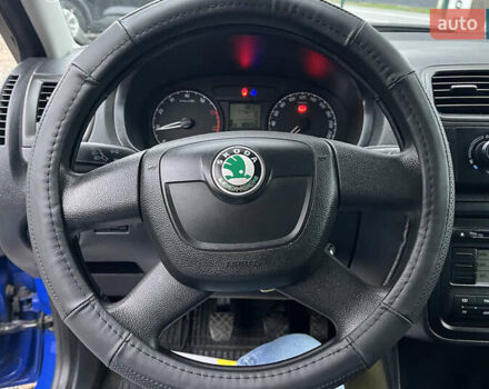 Синий Шкода Фабия, объемом двигателя 1.2 л и пробегом 189 тыс. км за 5300 $, фото 8 на Automoto.ua