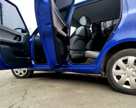 Синій Шкода Фабія, об'ємом двигуна 1.2 л та пробігом 274 тис. км за 3500 $, фото 11 на Automoto.ua