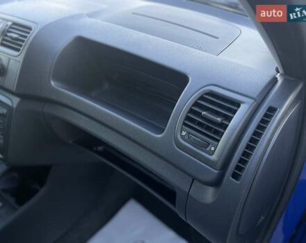 Синий Шкода Фабия, объемом двигателя 1.4 л и пробегом 195 тыс. км за 6900 $, фото 35 на Automoto.ua