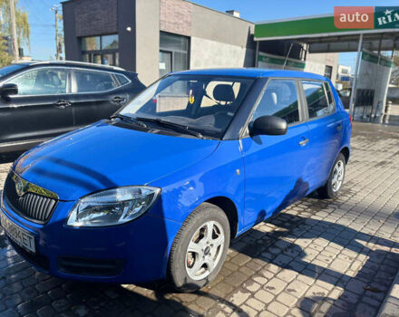 Синий Шкода Фабия, объемом двигателя 1.2 л и пробегом 151 тыс. км за 4000 $, фото 1 на Automoto.ua