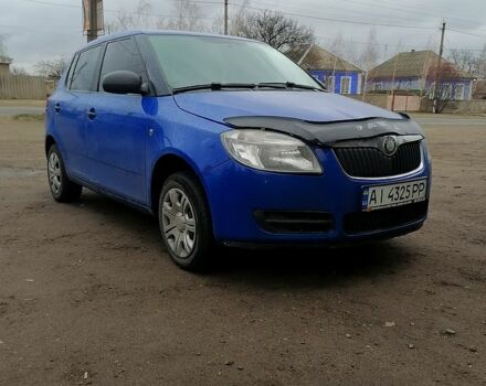Синий Шкода Фабия, объемом двигателя 1.2 л и пробегом 111 тыс. км за 4200 $, фото 5 на Automoto.ua