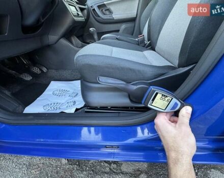 Синий Шкода Фабия, объемом двигателя 1.4 л и пробегом 195 тыс. км за 6900 $, фото 67 на Automoto.ua