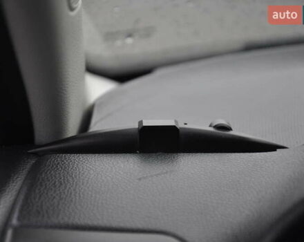 Синий Шкода Фабия, объемом двигателя 1.2 л и пробегом 206 тыс. км за 3999 $, фото 34 на Automoto.ua