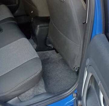 Синій Шкода Фабія, об'ємом двигуна 1.2 л та пробігом 139 тис. км за 5000 $, фото 2 на Automoto.ua