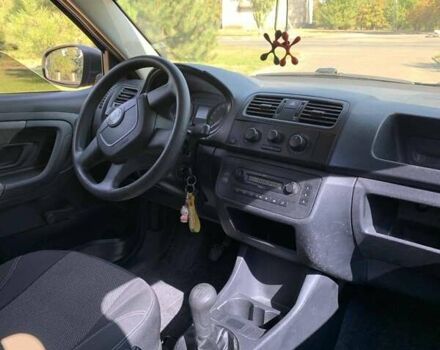 Синий Шкода Фабия, объемом двигателя 1.2 л и пробегом 123 тыс. км за 3300 $, фото 9 на Automoto.ua