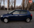 Синий Шкода Фабия, объемом двигателя 1.2 л и пробегом 220 тыс. км за 4900 $, фото 3 на Automoto.ua
