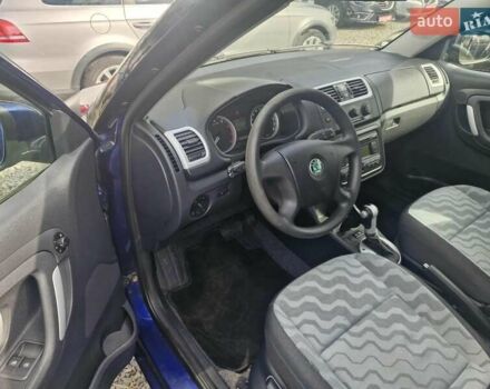 Синий Шкода Фабия, объемом двигателя 1.6 л и пробегом 142 тыс. км за 6900 $, фото 4 на Automoto.ua