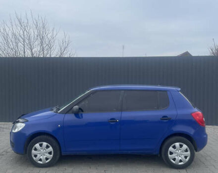 Синий Шкода Фабия, объемом двигателя 1.2 л и пробегом 170 тыс. км за 3000 $, фото 2 на Automoto.ua