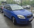 Синий Шкода Фабия, объемом двигателя 1.2 л и пробегом 350 тыс. км за 3600 $, фото 1 на Automoto.ua