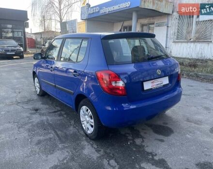 Синий Шкода Фабия, объемом двигателя 1.4 л и пробегом 195 тыс. км за 6900 $, фото 4 на Automoto.ua