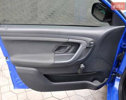 Синий Шкода Фабия, объемом двигателя 1.2 л и пробегом 206 тыс. км за 3999 $, фото 15 на Automoto.ua