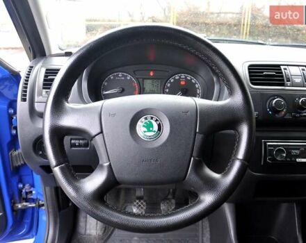 Синий Шкода Фабия, объемом двигателя 1.2 л и пробегом 206 тыс. км за 3999 $, фото 33 на Automoto.ua