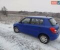 Синий Шкода Фабия, объемом двигателя 1.2 л и пробегом 220 тыс. км за 4500 $, фото 2 на Automoto.ua