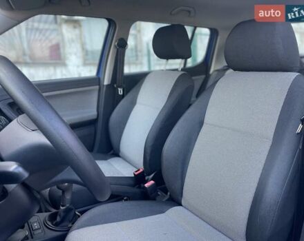 Синий Шкода Фабия, объемом двигателя 1.4 л и пробегом 195 тыс. км за 6900 $, фото 20 на Automoto.ua