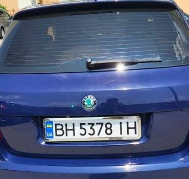 Синий Шкода Фабия, объемом двигателя 1.39 л и пробегом 156 тыс. км за 4100 $, фото 1 на Automoto.ua