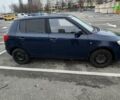 Синий Шкода Фабия, объемом двигателя 1.39 л и пробегом 315 тыс. км за 4200 $, фото 3 на Automoto.ua