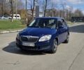 Синий Шкода Фабия, объемом двигателя 1.4 л и пробегом 300 тыс. км за 3800 $, фото 1 на Automoto.ua