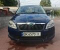 Синий Шкода Фабия, объемом двигателя 1.6 л и пробегом 281 тыс. км за 5500 $, фото 1 на Automoto.ua