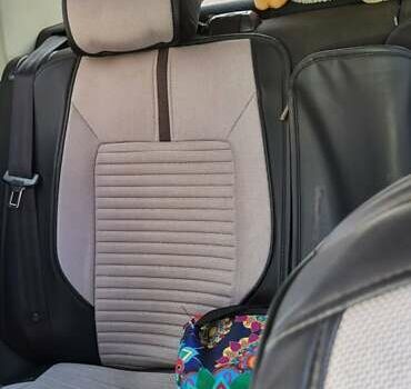 Синий Шкода Фабия, объемом двигателя 1.39 л и пробегом 156 тыс. км за 4100 $, фото 4 на Automoto.ua