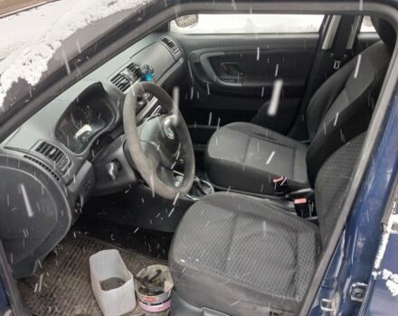 Синій Шкода Фабія, об'ємом двигуна 1.4 л та пробігом 250 тис. км за 2500 $, фото 7 на Automoto.ua