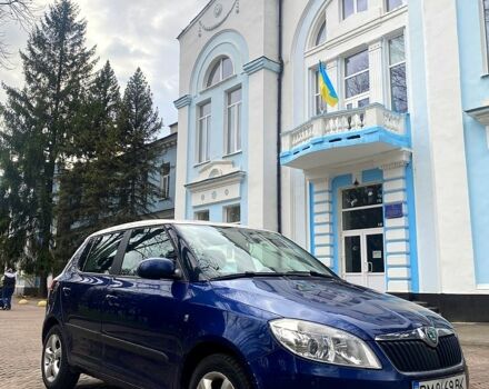 Синий Шкода Фабия, объемом двигателя 1.2 л и пробегом 200 тыс. км за 5500 $, фото 1 на Automoto.ua