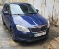 Синій Шкода Фабія, об'ємом двигуна 1.4 л та пробігом 285 тис. км за 3100 $, фото 1 на Automoto.ua