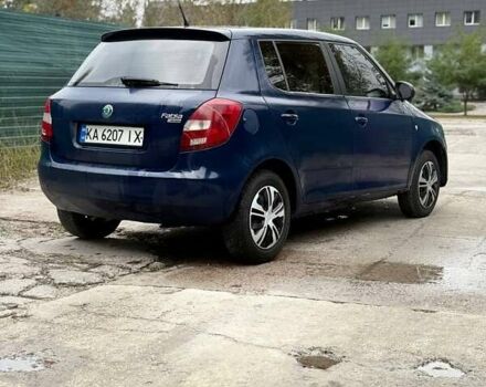 Синій Шкода Фабія, об'ємом двигуна 1.39 л та пробігом 420 тис. км за 2750 $, фото 3 на Automoto.ua