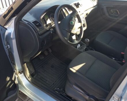 Синий Шкода Фабия, объемом двигателя 1.2 л и пробегом 3 тыс. км за 5600 $, фото 7 на Automoto.ua